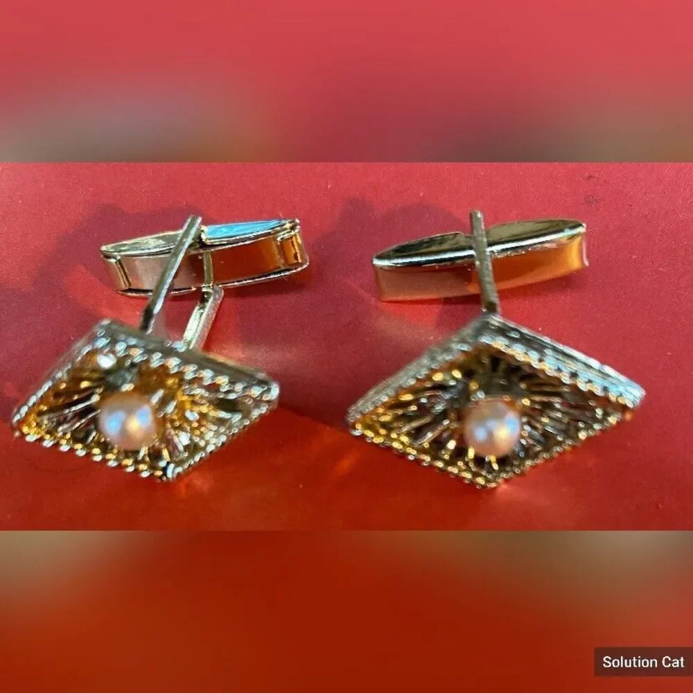 Mens Gold Tone Faux Pearl Diamond Shaped 3/4” Cuff Links MCM